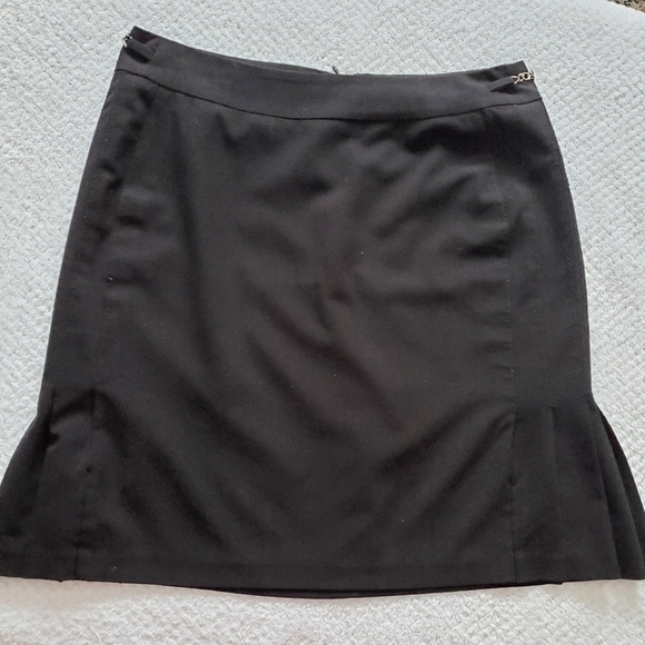 INVESTMENTS Black Skirt Size 14 - Picture 4 of 6